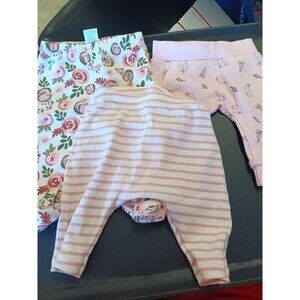bundle of 0-3 month pants pink